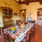 Escape To Vineyards, Elba
